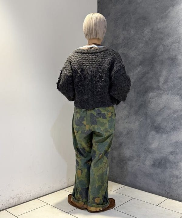 yokoyama shionさんの「BEAMS WOMEN｜【別注】SIERRA DESIGNS / 2WAY ショート ダウン 25FW」を使ったコーディネート