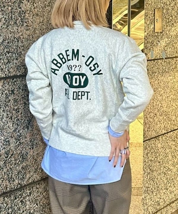 小原 もこさんの「BEAMS WOMEN｜ペナント ニット プルオーバー」を使ったコーディネート