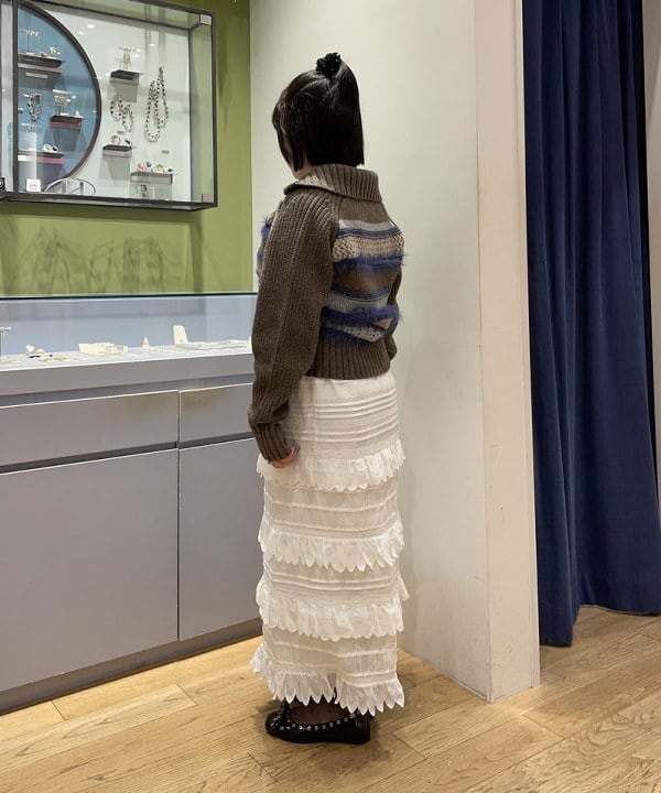 chikaさんの「BEAMS WOMEN｜【別注】boussole / ボーダージップ ニット カーディガン」を使ったコーディネート