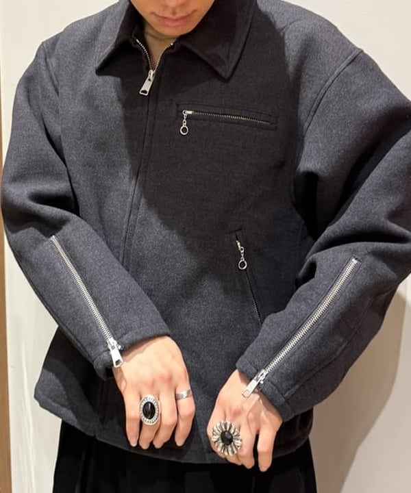 配島 孝明さんの「BEAMS WOMEN｜リラックスフィット フリースメルトン シングル ライダースジャケット」を使ったコーディネート