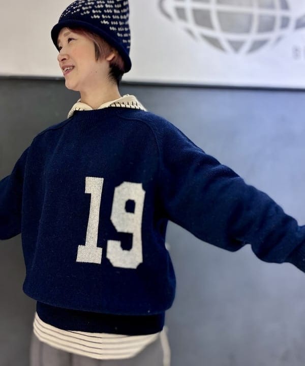 木村 梨香さんの「BEAMS WOMEN｜ビッグ ロゴ クルー」を使ったコーディネート