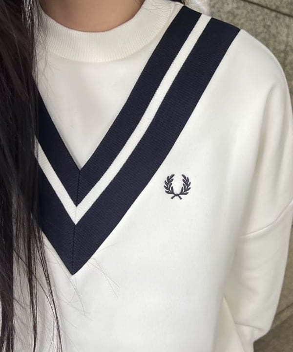 amiriさんの「BEAMS WOMEN｜フェイクレザー プリーツ ミニ スカート」を使ったコーディネート