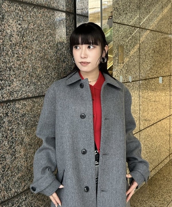 大槻 まひろさんの「BEAMS WOMEN｜AK+1 / ボンディング コート」を使ったコーディネート