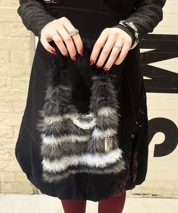 江口 息吹さんの「BEAMS WOMEN｜UGG(R) for Ray BEAMS / ZORA LEATHER BALLET FLAT」を使ったコーディネート