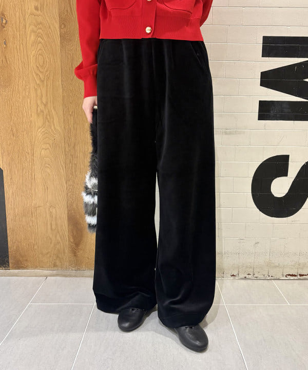 amaさんの「BEAMS WOMEN｜シャギー ボーダー ニット バッグ」を使ったコーディネート