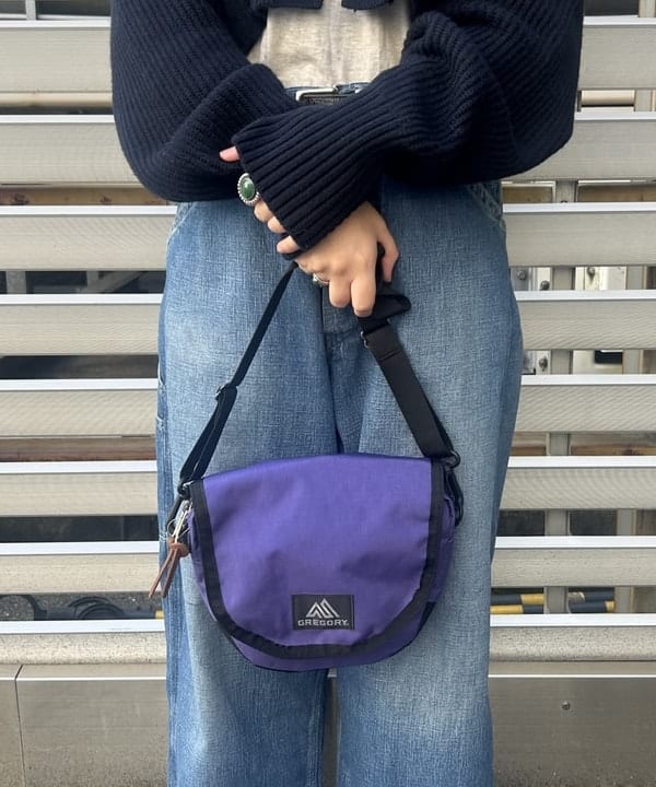 まつむさんの「BEAMS WOMEN｜ショート レタード カーディガン」を使ったコーディネート