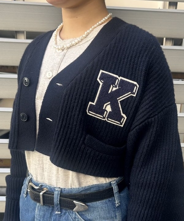 まつむさんの「BEAMS WOMEN｜ショート レタード カーディガン」を使ったコーディネート