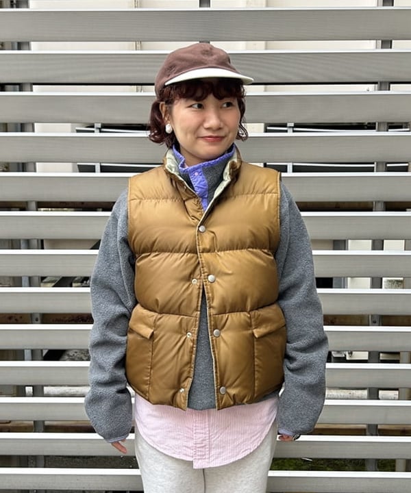 まつむさんの「BEAMS WOMEN｜リバーシブル ダウン ベスト」を使ったコーディネート