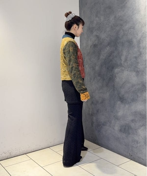 庭野 優紀さんの「BEAMS WOMEN｜【別注】YanYan / June collared cardigan」を使ったコーディネート