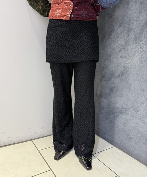 庭野 優紀さんの「BEAMS WOMEN｜【別注】YanYan / June collared cardigan」を使ったコーディネート