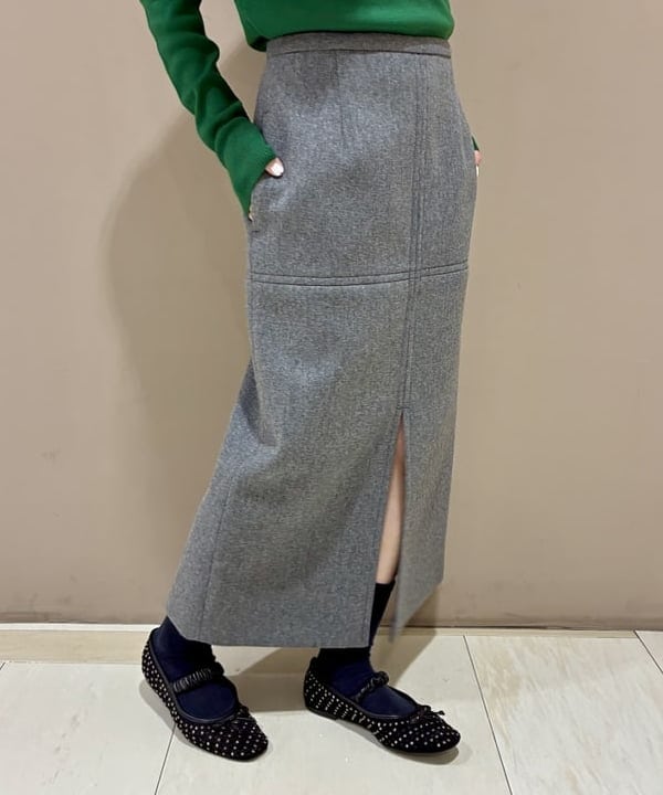 イナダさんの「BEAMS WOMEN｜AK+1 / ボンディング スカート」を使ったコーディネート