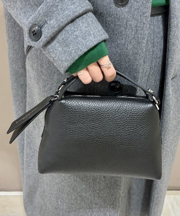 イナダさんの「BEAMS WOMEN｜AK+1 / ボンディング スカート」を使ったコーディネート