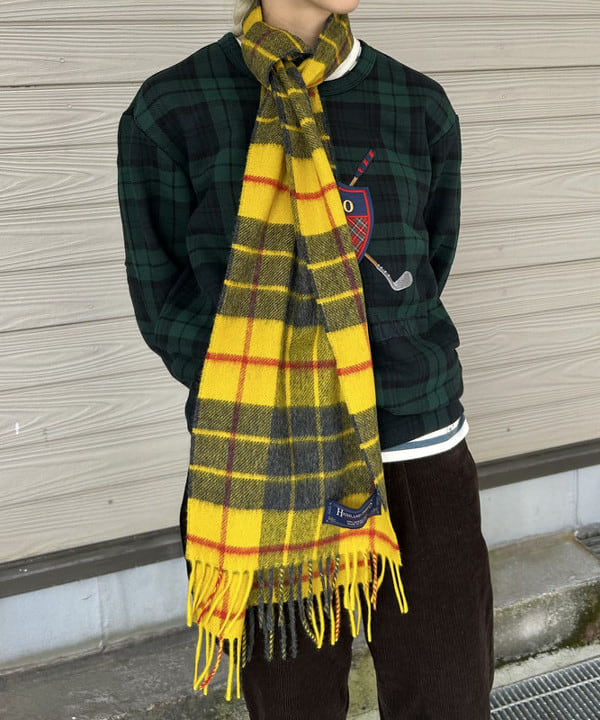 MATSUMOTO AMIさんの「BEAMS WOMEN｜HIGHLAND TWEEDS / チェック ストール 小」を使ったコーディネート