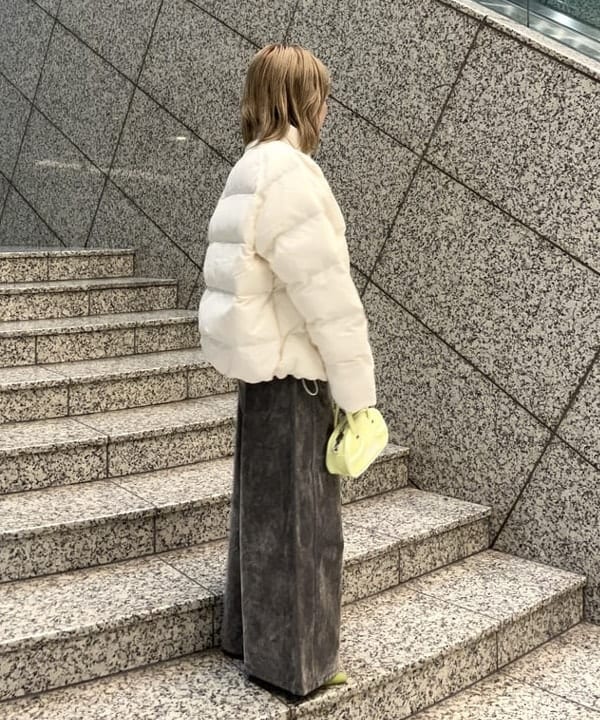 まゆちゃんさんの「BEAMS WOMEN｜フロッキー デニム ワイド パンツ」を使ったコーディネート