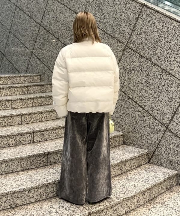 まゆちゃんさんの「BEAMS WOMEN｜フロッキー デニム ワイド パンツ」を使ったコーディネート