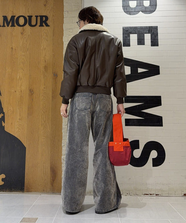 マツミヤさんの「BEAMS WOMEN｜ニュースペーパーバッグ ミニ」を使ったコーディネート