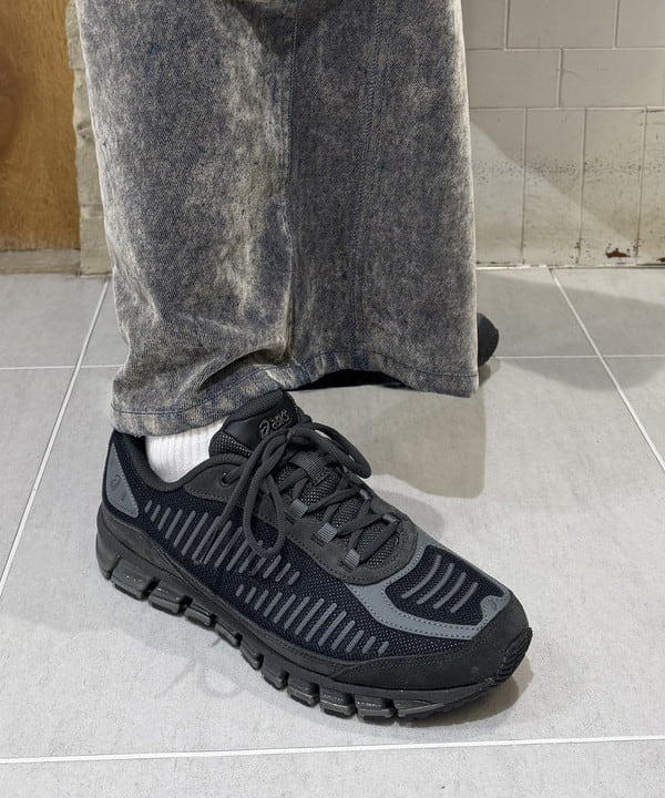 マツミヤさんの「BEAMS WOMEN｜ニュースペーパーバッグ ミニ」を使ったコーディネート