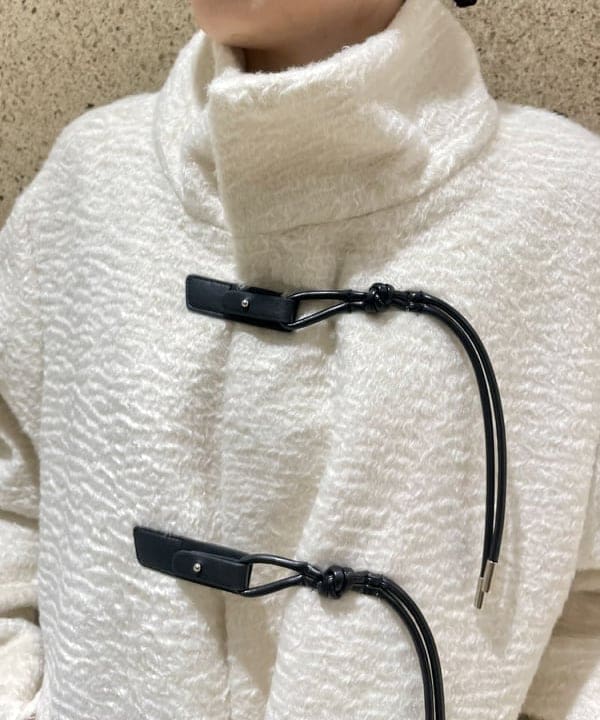 カタヤマ アヤさんの「BEAMS WOMEN｜シャギー トグルボタン ハーフ コート」を使ったコーディネート