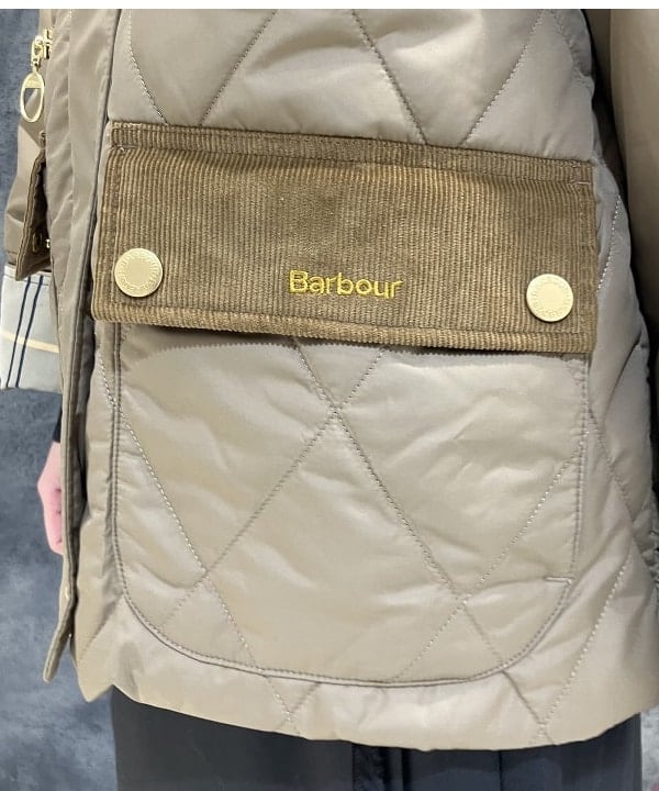 OSUMIさんの「BEAMS WOMEN｜Barbour / MARTHA キルト ジャケット」を使ったコーディネート