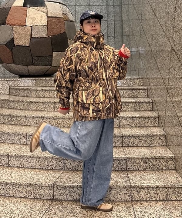 イガラシさんの「BEAMS WOMEN｜【別注】Columbia / Sauvie Island（TM）Jacket」を使ったコーディネート