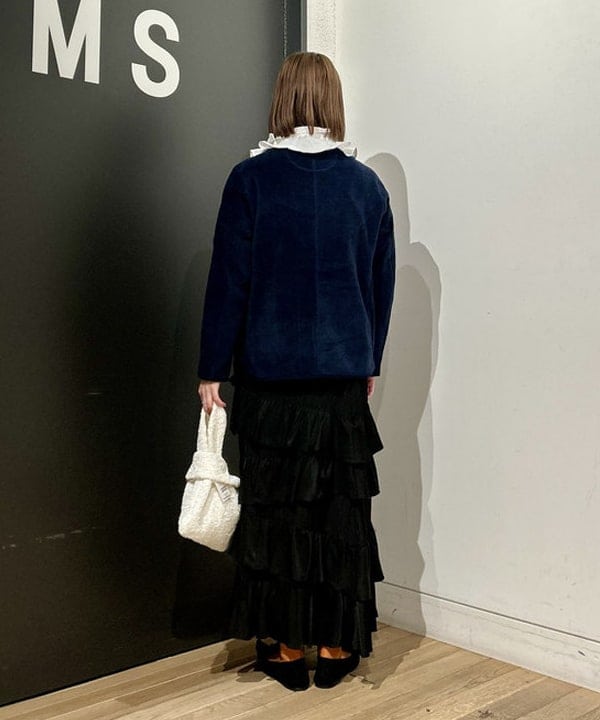 早川 萌子さんの「BEAMS WOMEN｜フリルカラー リボン ブラウス」を使ったコーディネート