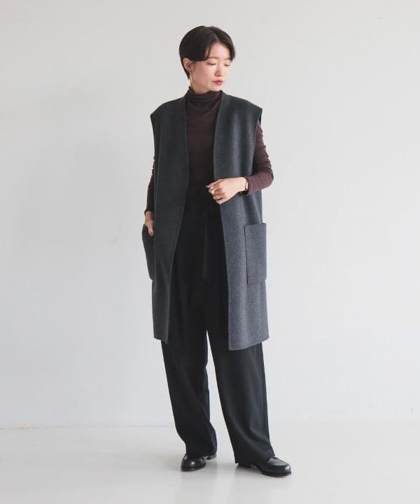 SANOさんの「BEAMS WOMEN｜リバー ロングジレ」を使ったコーディネート