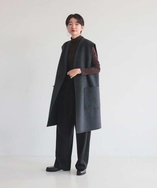 SANOさんの「BEAMS WOMEN｜リバー ロングジレ」を使ったコーディネート