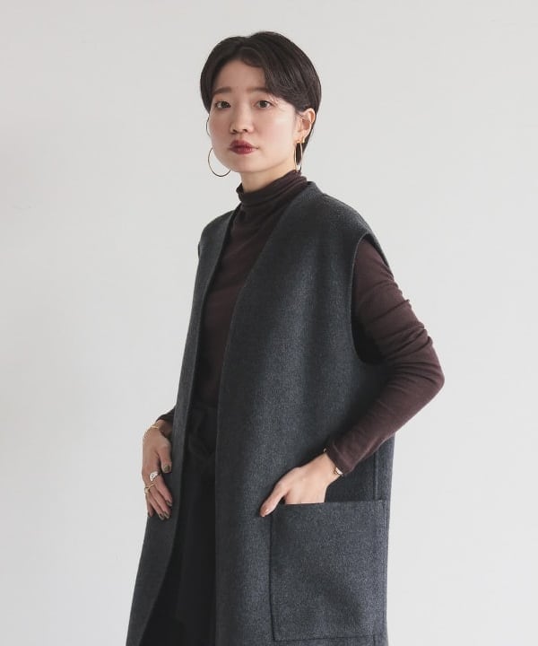 SANOさんの「BEAMS WOMEN｜リバー ロングジレ」を使ったコーディネート