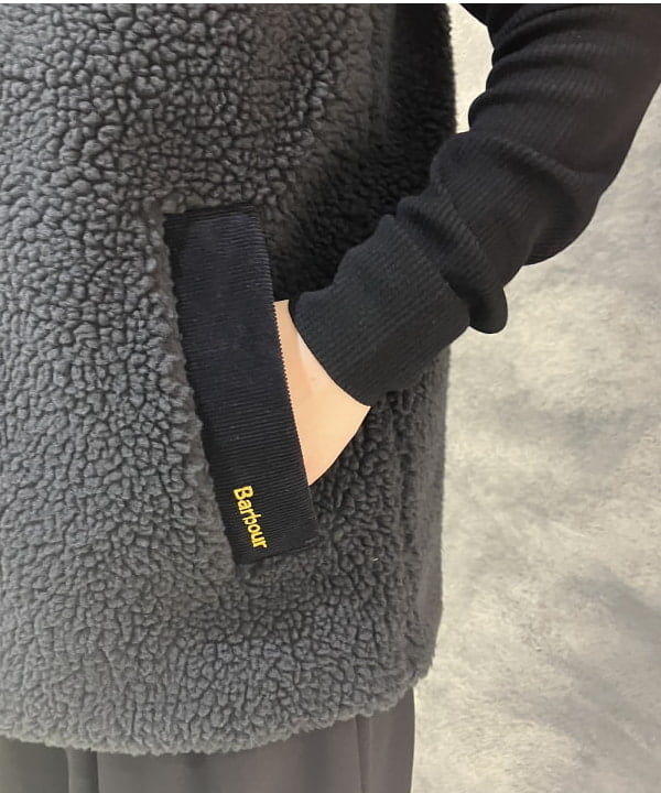 菜月さんの「BEAMS WOMEN｜Barbour / DULSIE ボア ライナー ベスト」を使ったコーディネート