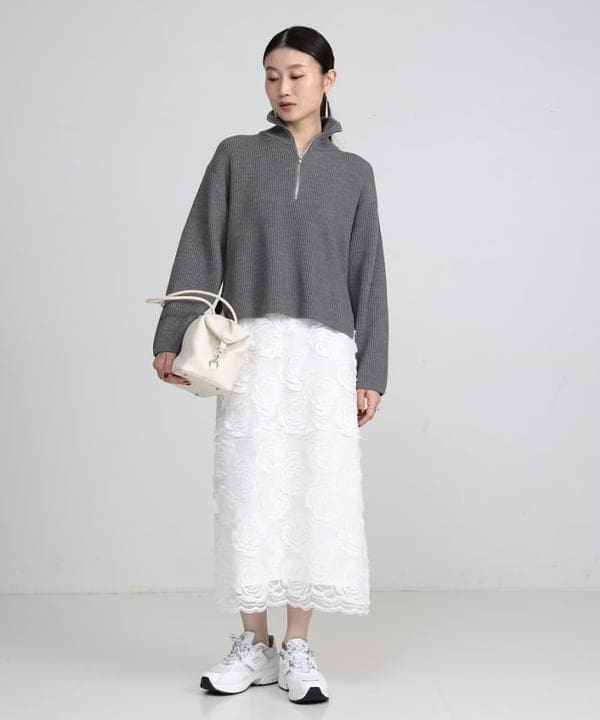 隈元 楓さんの「BEAMS WOMEN｜BATONER / ウール リブ ハーフジップ ニット」を使ったコーディネート