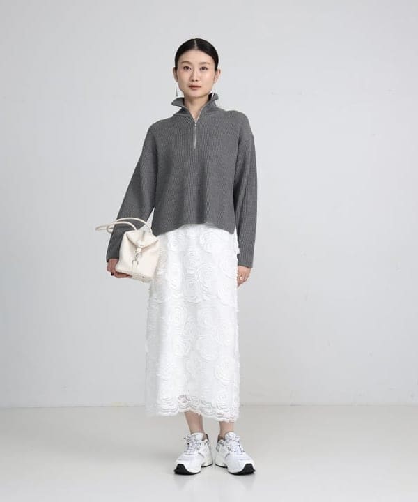 隈元 楓さんの「BEAMS WOMEN｜BATONER / ウール リブ ハーフジップ ニット」を使ったコーディネート