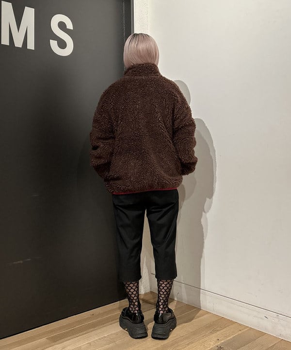 ando naoさんの「BEAMS WOMEN｜UGG(R) for Ray BEAMS / MARLENE CONFETTI JACKET」を使ったコーディネート