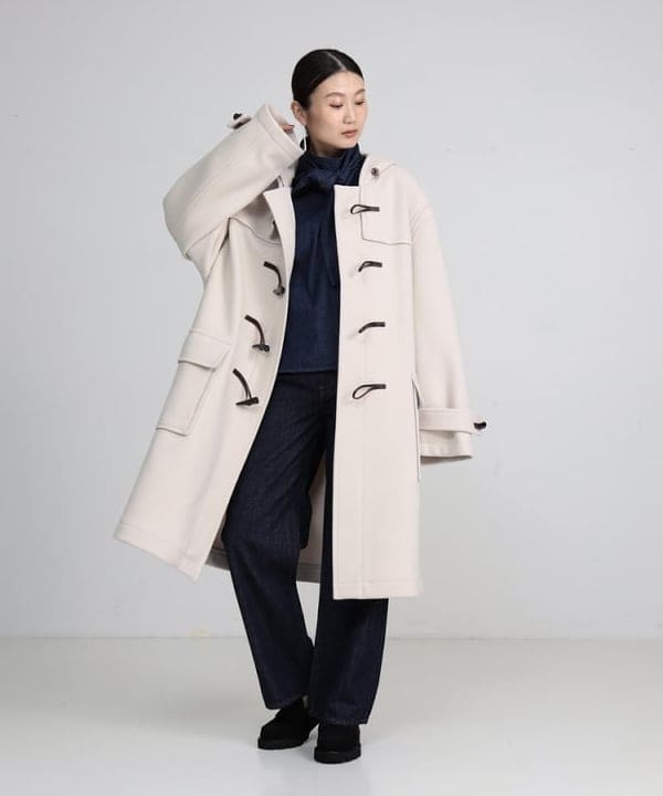 隈元 楓さんの「BEAMS WOMEN｜MONTGOMERY / Sandhurst ダッフルコート」を使ったコーディネート