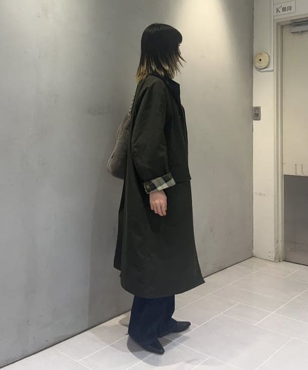 中平 あみさんの「BEAMS WOMEN｜フラッフィー ボートネック ニット」を使ったコーディネート