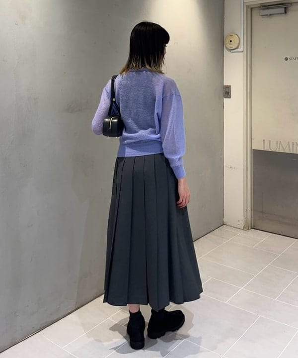 中平 あみさんの「BEAMS WOMEN｜【別注】BATONER / シアー モヘヤ ポロニット」を使ったコーディネート