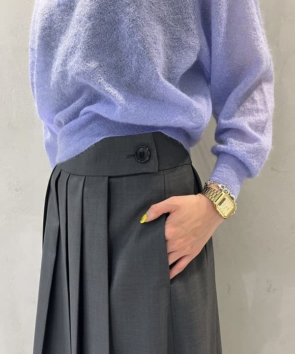 中平 あみさんの「BEAMS WOMEN｜【別注】BATONER / シアー モヘヤ ポロニット」を使ったコーディネート