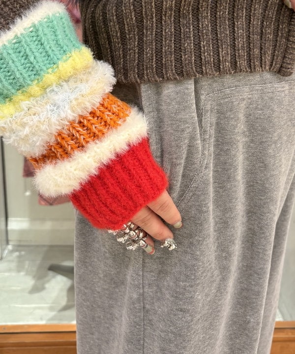 大石彩可さんの「BEAMS WOMEN｜【別注】BOUSSOLE / ボーダージップ ニット カーディガン」を使ったコーディネート