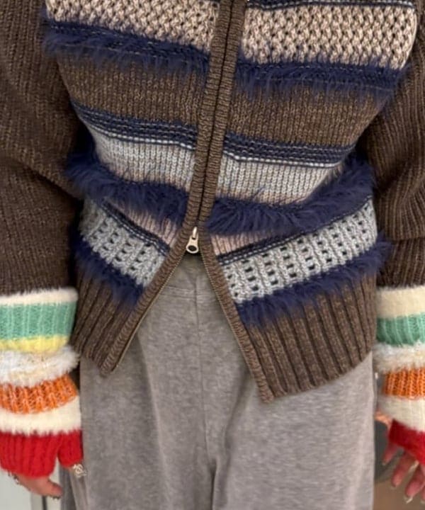 大石彩可さんの「BEAMS WOMEN｜【別注】BOUSSOLE / ボーダージップ ニット カーディガン」を使ったコーディネート