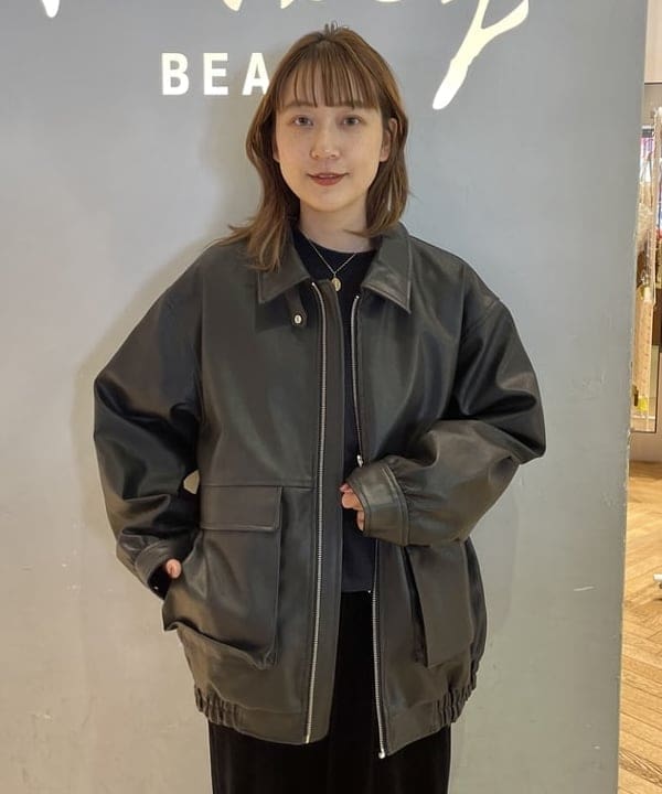 大木さんの「BEAMS WOMEN｜フェイクレザー フライト ジャケット」を使ったコーディネート
