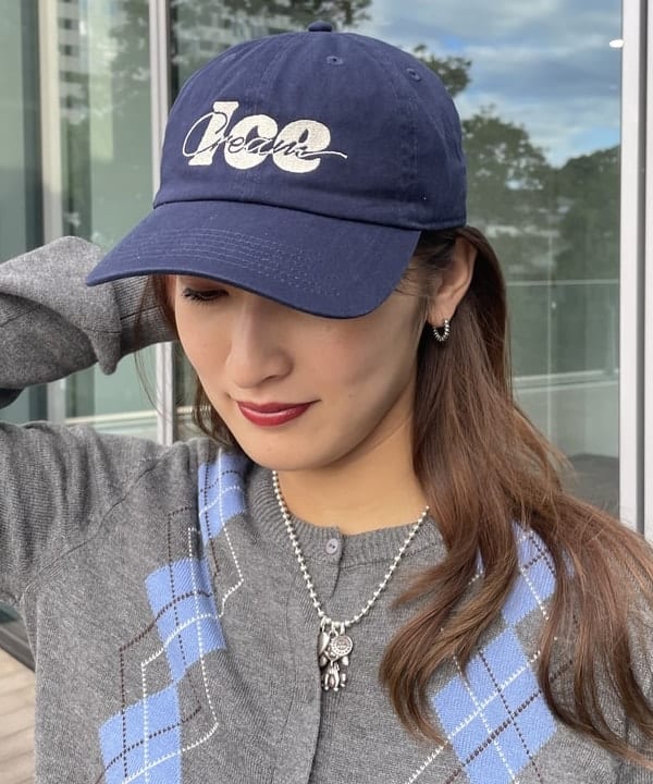 松本 佳菜子さんの「BEAMS WOMEN｜【別注】キャセ  シャイニーニット バッグ 」を使ったコーディネート