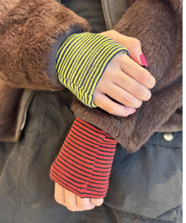 おのすさんの「BEAMS WOMEN｜【別注】WILDERNESS WEAR / Arm Warmer」を使ったコーディネート