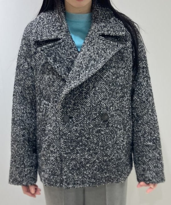 OSUMIさんの「BEAMS WOMEN｜ループツイード ピーコート」を使ったコーディネート