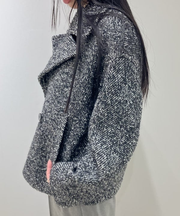 OSUMIさんの「BEAMS WOMEN｜ループツイード ピーコート」を使ったコーディネート