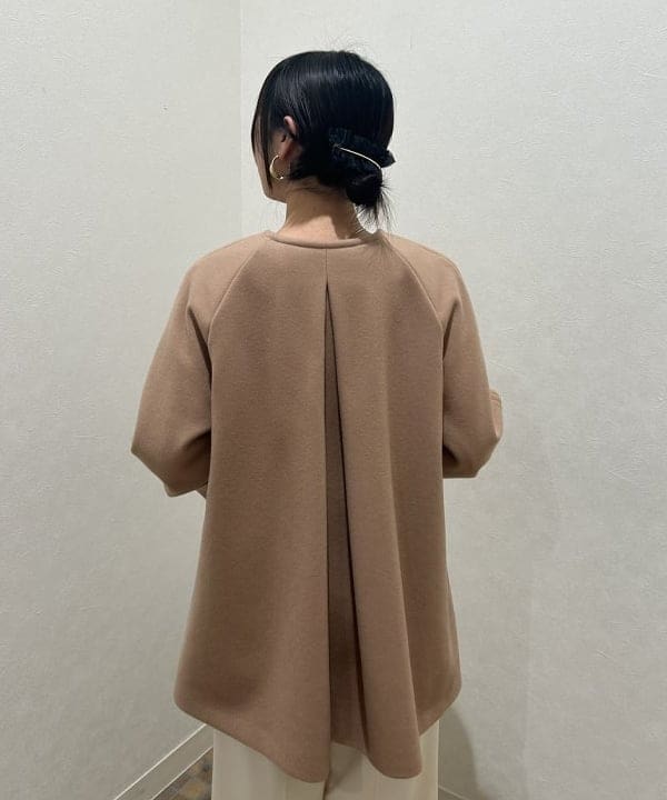 大槻 まひろさんの「BEAMS WOMEN｜ソフトメルトン ノーカラーコート」を使ったコーディネート