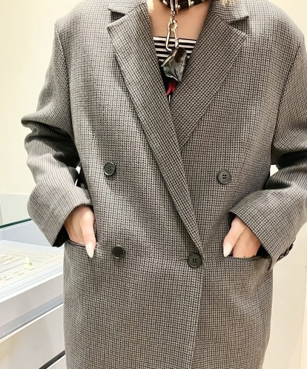 イトウミサキさんの「BEAMS WOMEN｜ビッグ マルチ トート」を使ったコーディネート