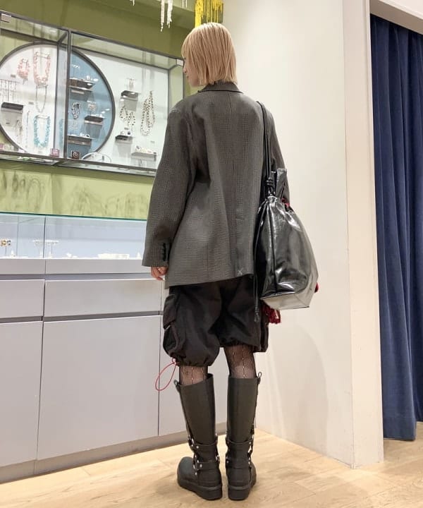 イトウミサキさんの「BEAMS WOMEN｜ビッグ マルチ トート」を使ったコーディネート