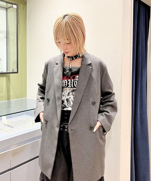 イトウミサキさんの「BEAMS WOMEN｜ビッグ マルチ トート」を使ったコーディネート