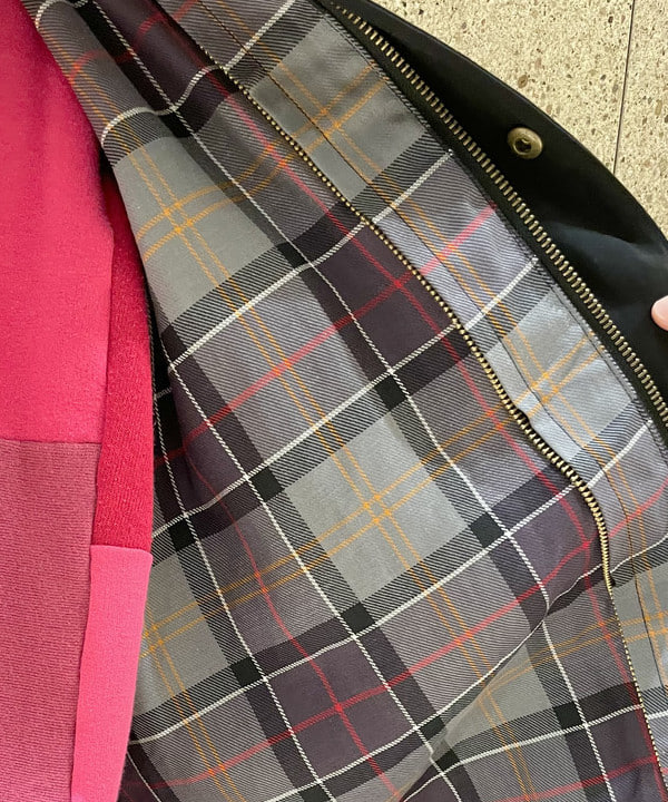 コウリキ　マミさんの「BEAMS WOMEN｜【別注】Barbour / Balvenie Jacket 25FW」を使ったコーディネート