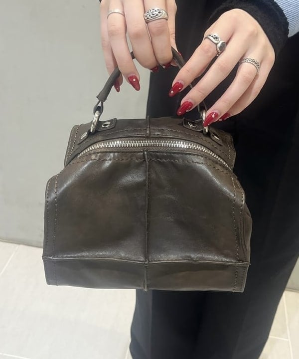 江口 息吹さんの「BEAMS WOMEN｜アンゴラ混 ビーニー」を使ったコーディネート