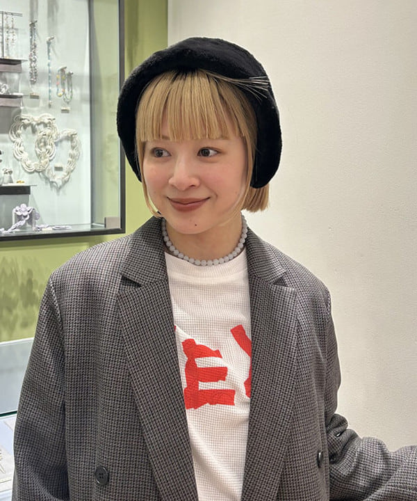 ナカノ アイさんの「BEAMS WOMEN｜フェイクファー イヤーマフ 25AW」を使ったコーディネート